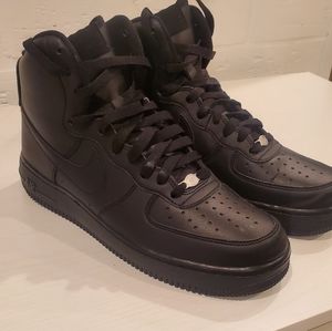 Nike Air Force 1 High Triple Black